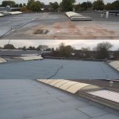 voor en na dakdekking
